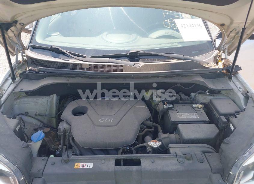 Photo 10 of 2016 Kia Soul (VIN KNDJN2A27G7844314)