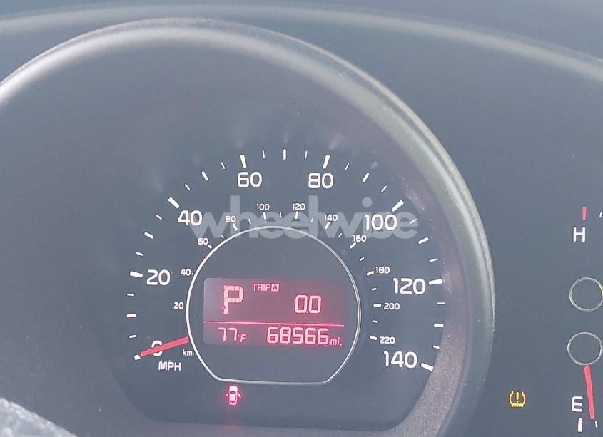 Photo 7 of 2016 Kia Soul (VIN KNDJN2A27G7844314)