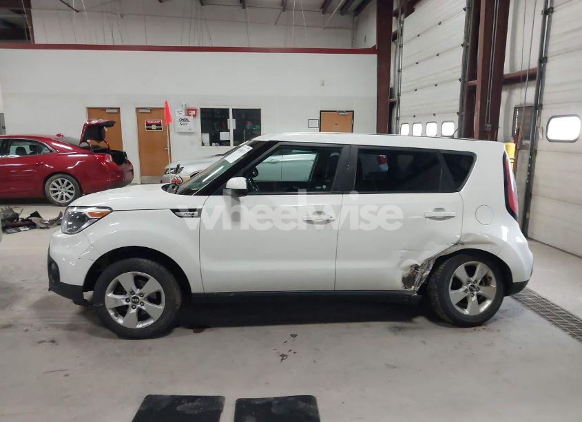 Photo 14 of 2017 Kia Soul (VIN KNDJN2A27H7419676)
