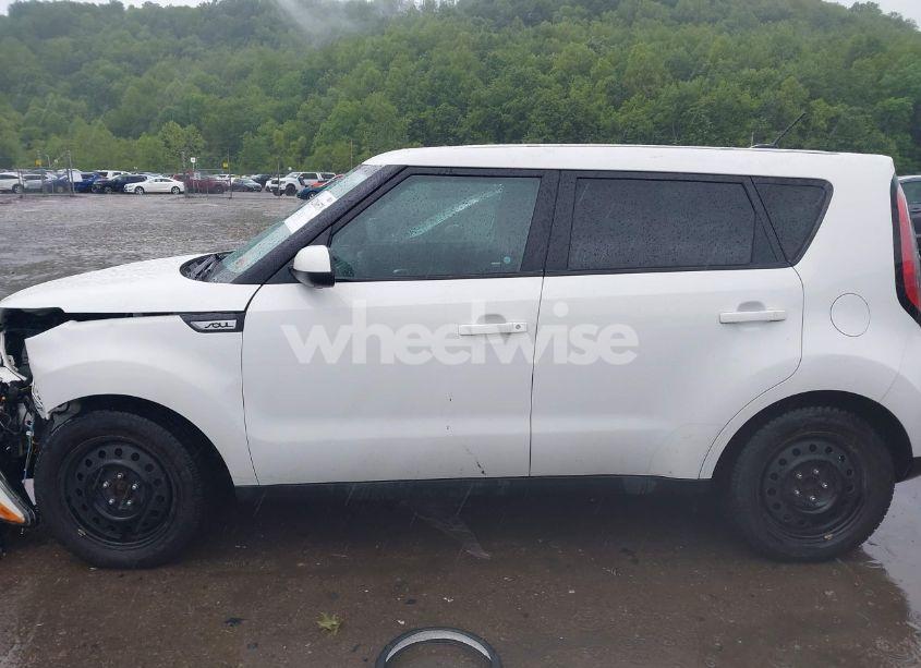 Photo 14 of 2017 Kia Soul ! (VIN KNDJN2A27H7452869)