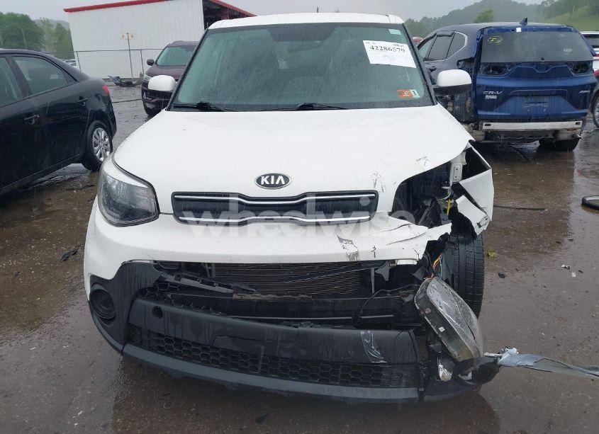 Photo 6 of 2017 Kia Soul ! (VIN KNDJN2A27H7452869)