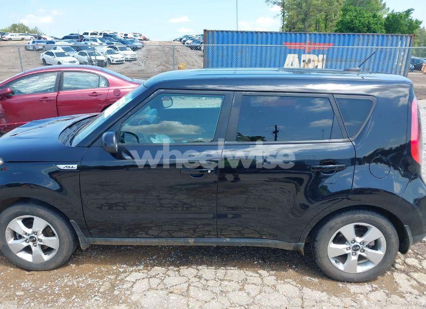 Photo 14 of 2018 Kia Soul (VIN KNDJN2A27J7504782)