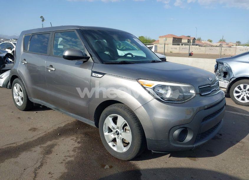 2018 Kia Soul (VIN KNDJN2A27J7578963) main photo