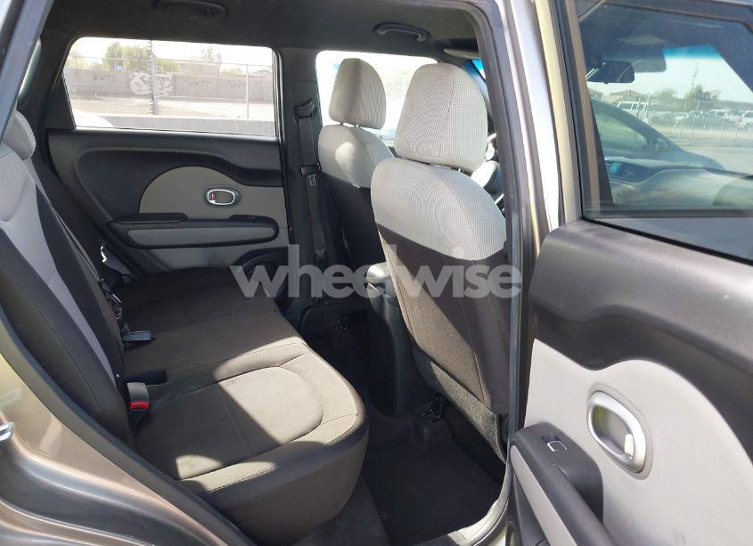 Photo 8 of 2018 Kia Soul (VIN KNDJN2A27J7578963)