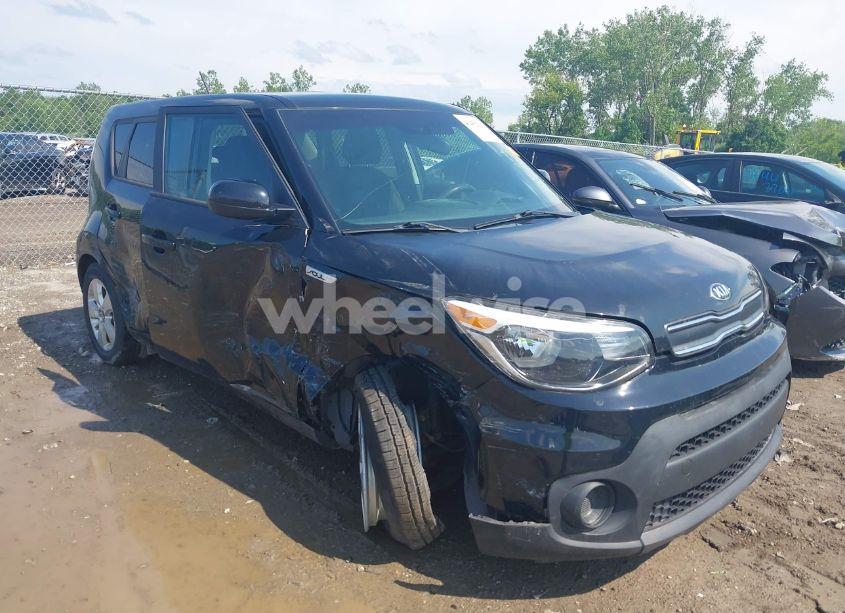 2018 Kia Soul (VIN KNDJN2A27J7903871) main photo