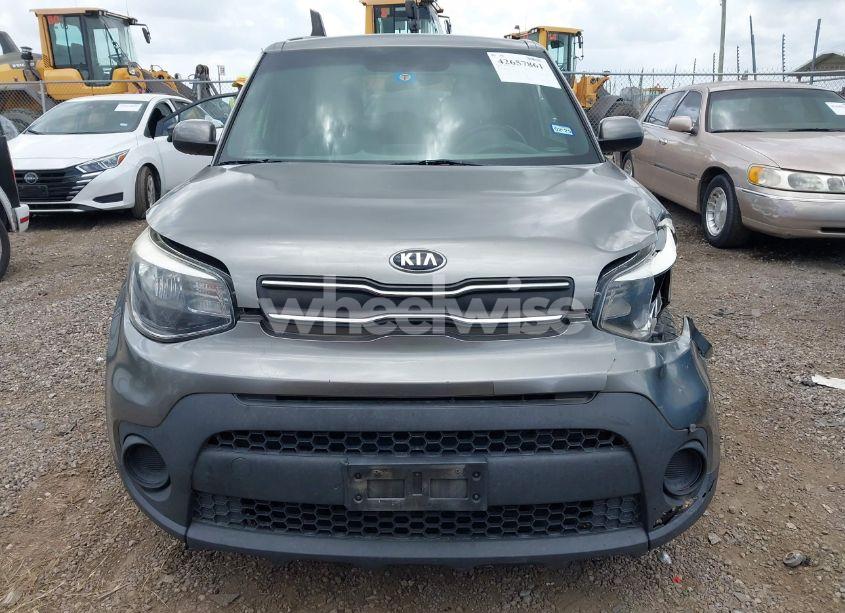 Photo 12 of 2019 Kia Soul (VIN KNDJN2A27K7673962)