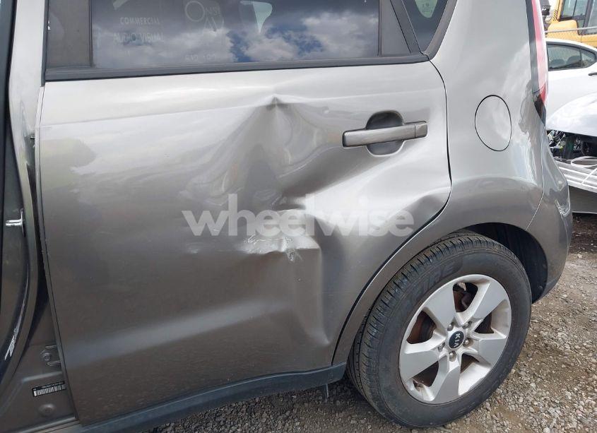 Photo 17 of 2019 Kia Soul (VIN KNDJN2A27K7673962)