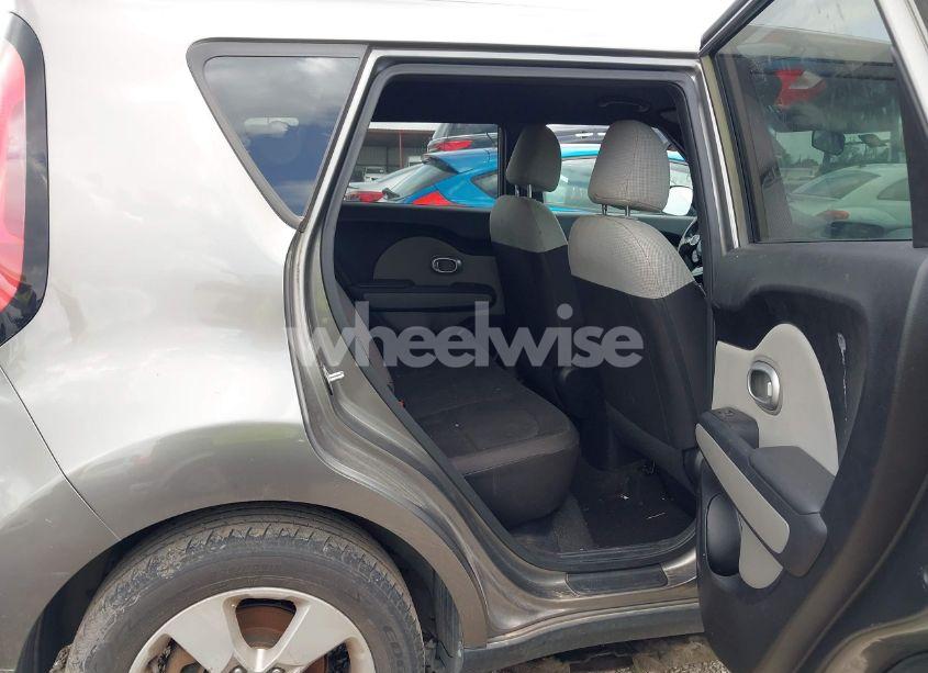 Photo 8 of 2019 Kia Soul (VIN KNDJN2A27K7673962)