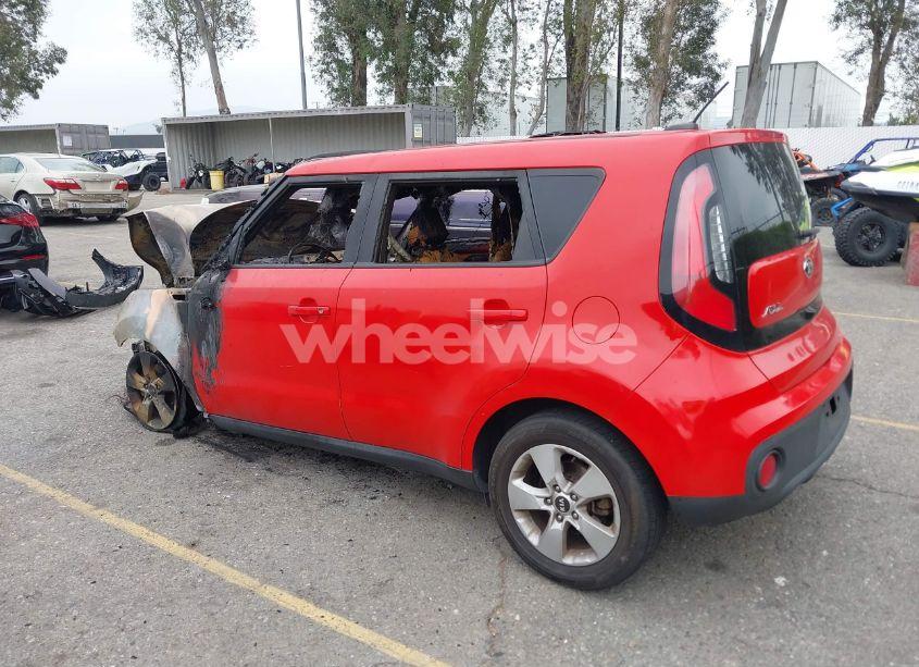 Photo 3 of 2019 Kia Soul (VIN KNDJN2A27K7687280)