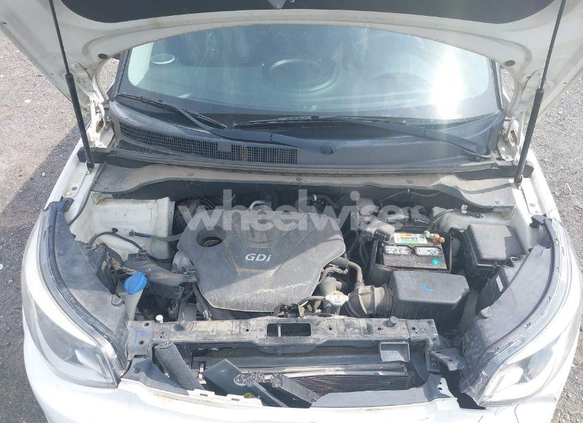 Photo 10 of 2014 Kia Soul (VIN KNDJN2A28E7096797)