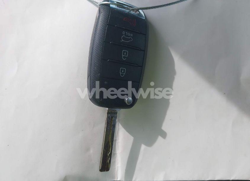 Photo 11 of 2014 Kia Soul (VIN KNDJN2A28E7096797)