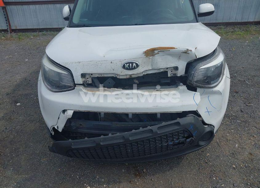 Photo 6 of 2014 Kia Soul (VIN KNDJN2A28E7096797)
