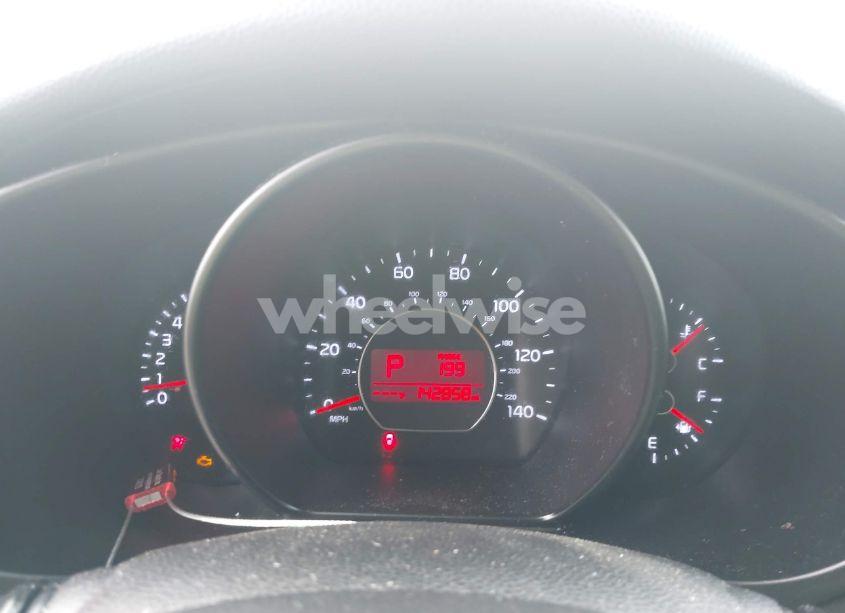 Photo 7 of 2014 Kia Soul (VIN KNDJN2A28E7096797)