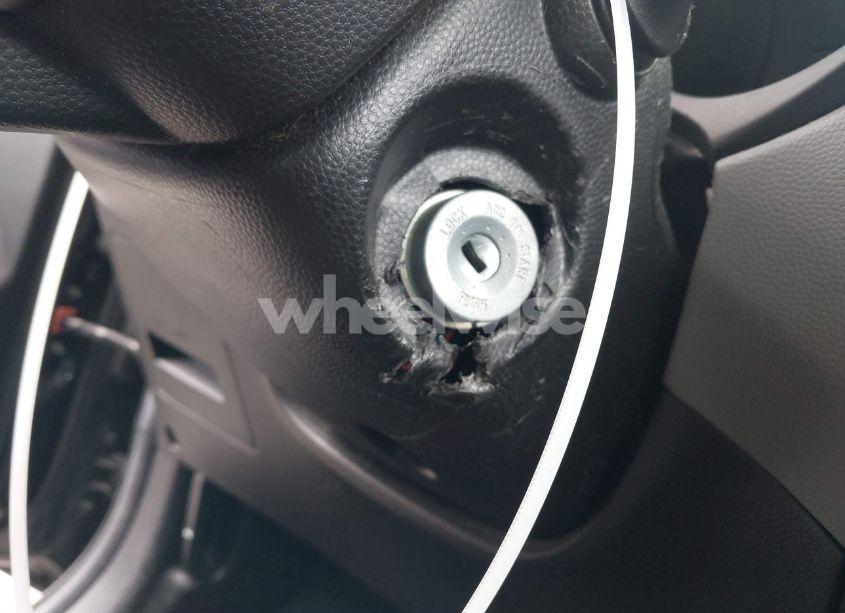 Photo 6 of 2014 Kia Soul (VIN KNDJN2A28E7097612)