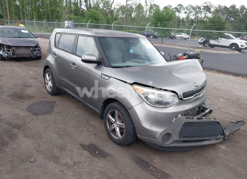 2015 Kia Soul (VIN KNDJN2A28F7113521) main photo