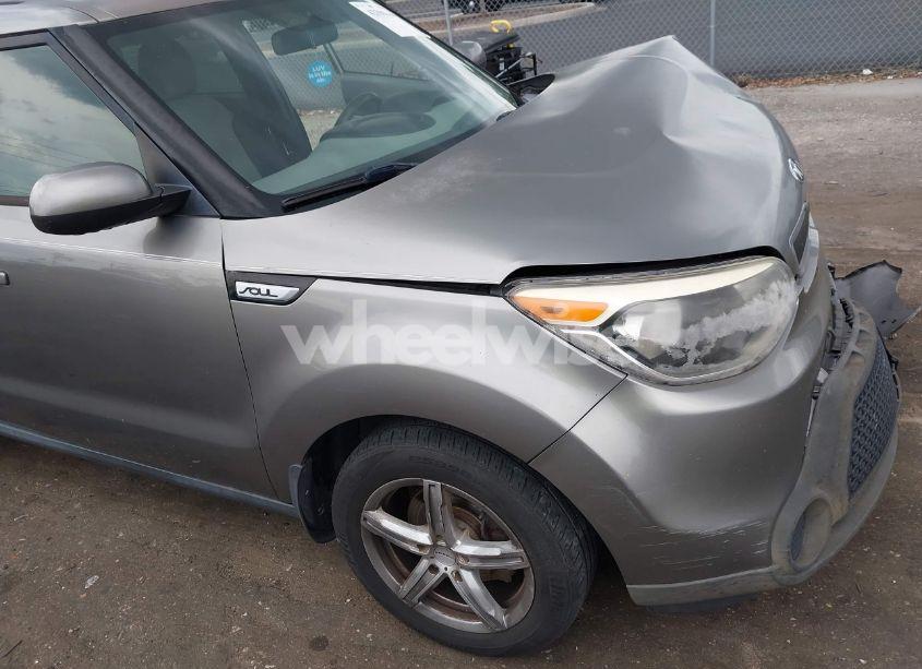 Photo 13 of 2015 Kia Soul (VIN KNDJN2A28F7113521)