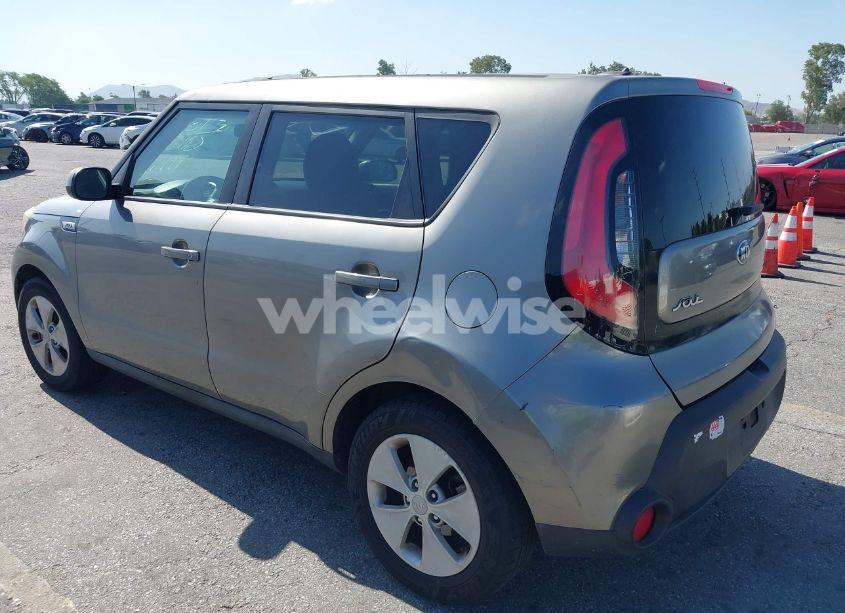 Photo 3 of 2015 Kia Soul (VIN KNDJN2A28F7187005)