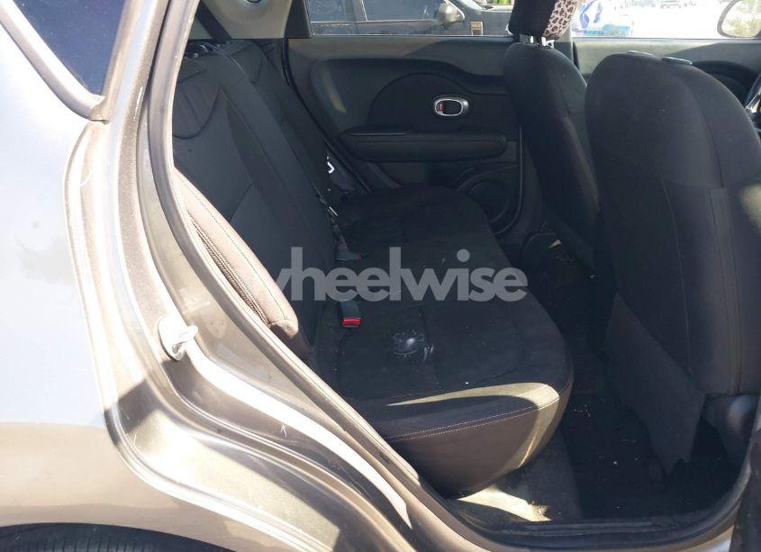 Photo 8 of 2015 Kia Soul (VIN KNDJN2A28F7187005)