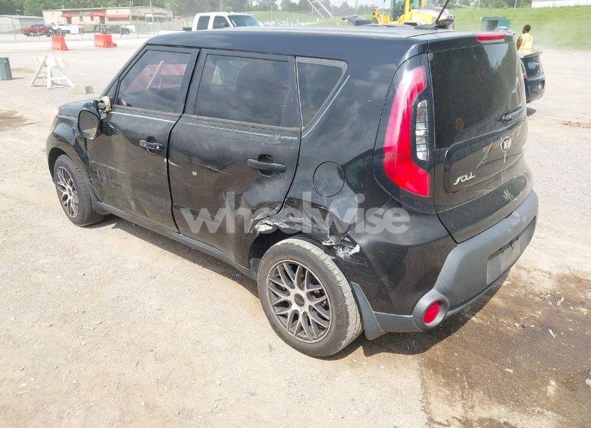 Photo 3 of 2015 Kia Soul (VIN KNDJN2A28F7791895)