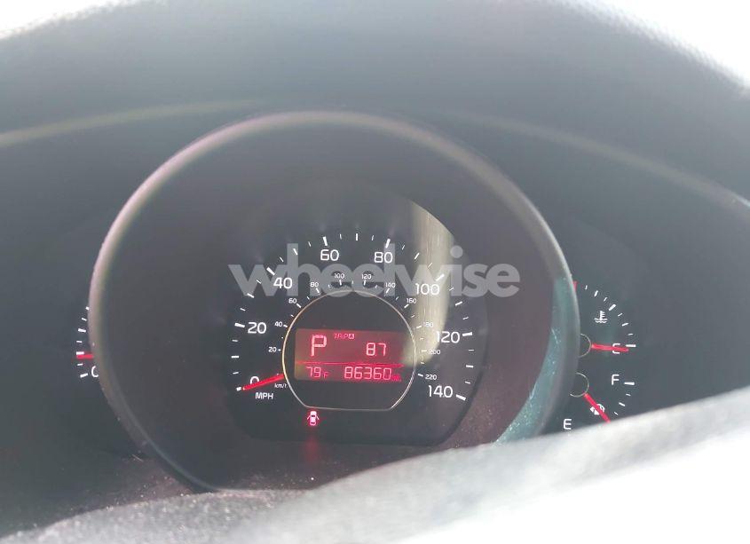 Photo 7 of 2015 Kia Soul (VIN KNDJN2A28F7791895)