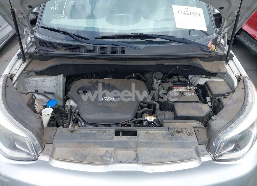 Photo 10 of 2015 Kia Soul (VIN KNDJN2A28F7799947)