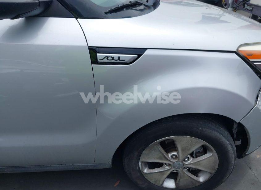 Photo 15 of 2015 Kia Soul (VIN KNDJN2A28F7799947)