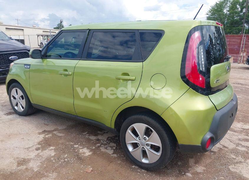 Photo 3 of 2015 Kia Soul (VIN KNDJN2A28F7800126)