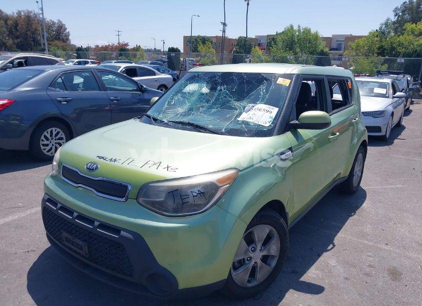 Photo 6 of 2015 Kia Soul (VIN KNDJN2A28F7801082)