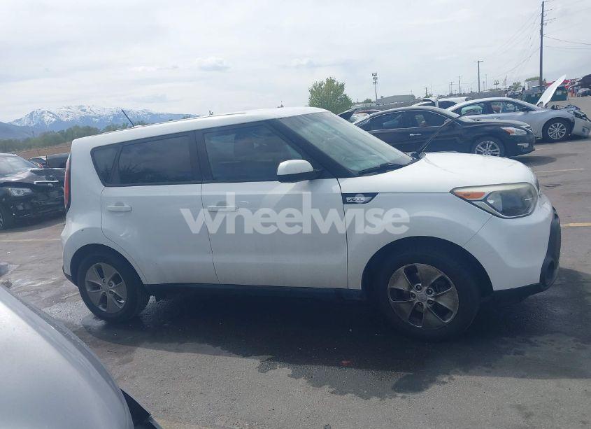 Photo 13 of 2016 Kia Soul (VIN KNDJN2A28G7245941)