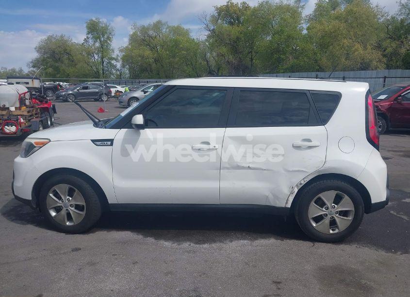 Photo 14 of 2016 Kia Soul (VIN KNDJN2A28G7245941)
