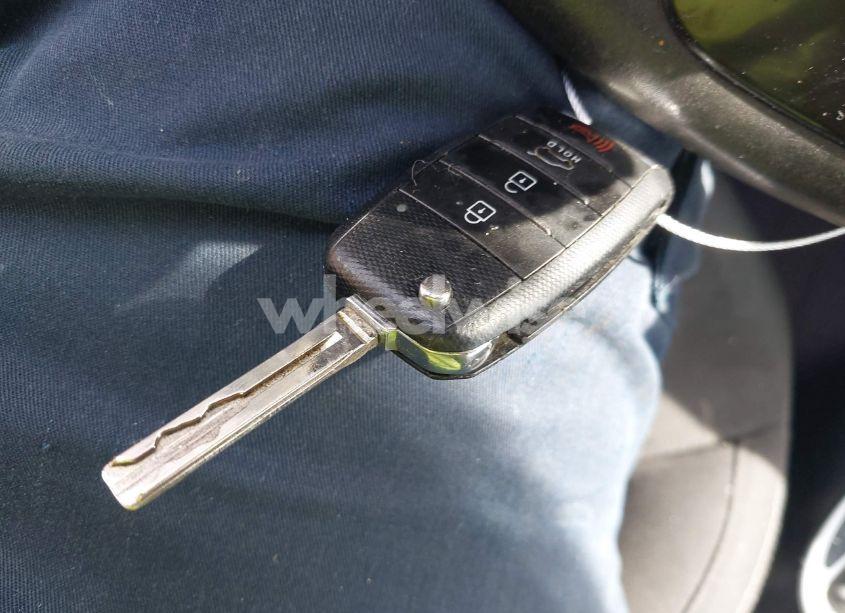 Photo 11 of 2016 Kia Soul (VIN KNDJN2A28G7331430)