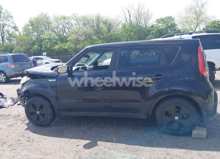 Photo 15 of 2016 Kia Soul (VIN KNDJN2A28G7331430)