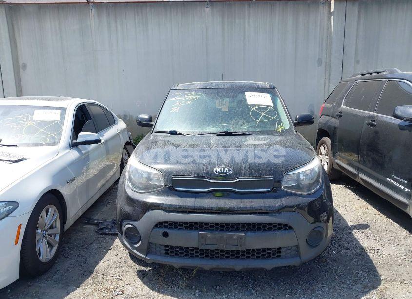 Photo 12 of 2017 Kia Soul (VIN KNDJN2A28H7496119)