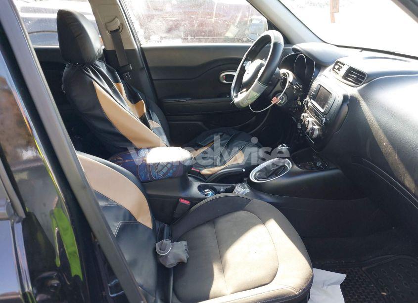 Photo 5 of 2017 Kia Soul (VIN KNDJN2A28H7496119)