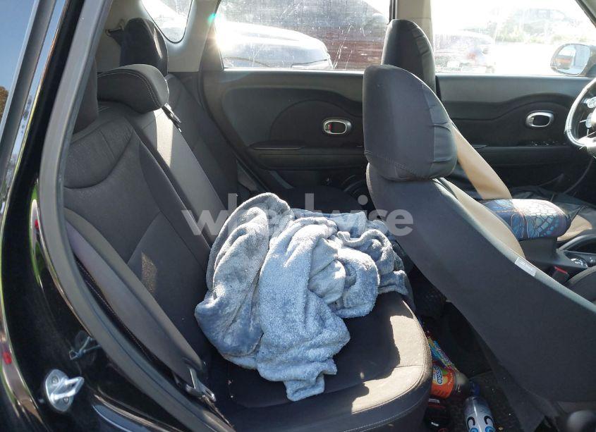 Photo 8 of 2017 Kia Soul (VIN KNDJN2A28H7496119)