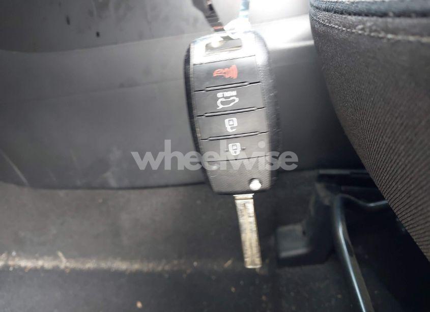 Photo 11 of 2017 Kia Soul (VIN KNDJN2A28H7504283)
