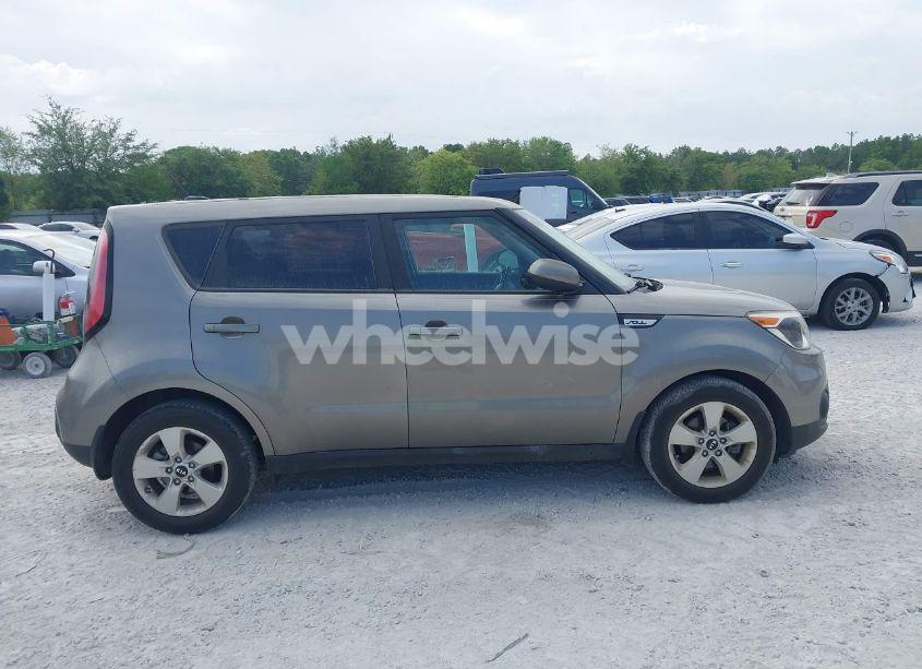 Photo 13 of 2017 Kia Soul (VIN KNDJN2A28H7504283)