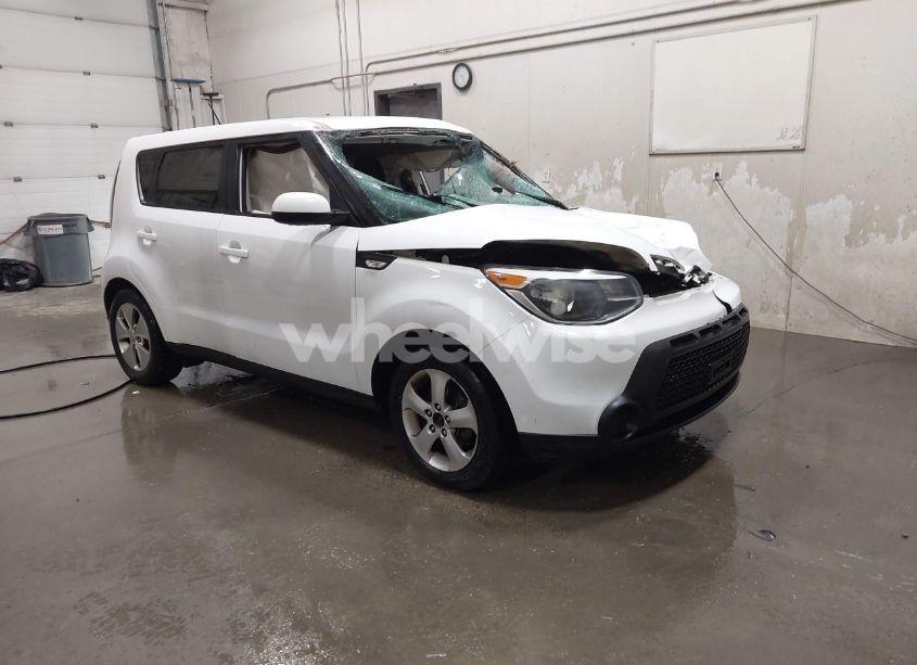 2014 Kia Soul (VIN KNDJN2A29E7001499) main photo