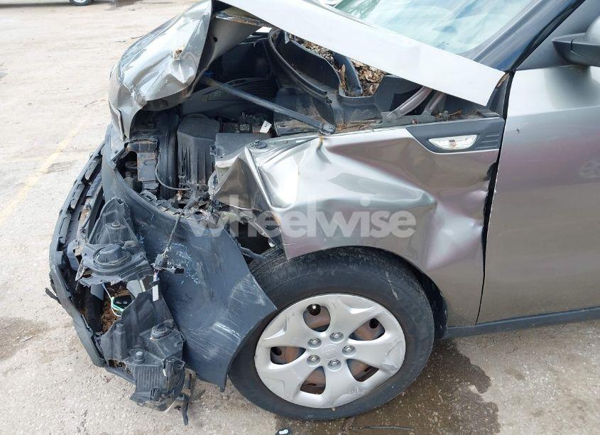 Photo 13 of 2014 Kia Soul (VIN KNDJN2A29E7001972)