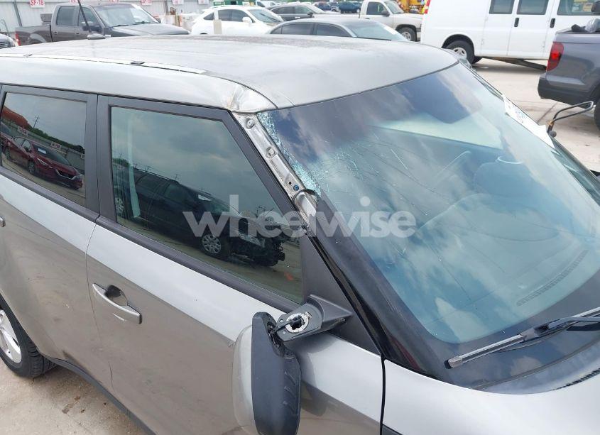 Photo 19 of 2014 Kia Soul N/A (VIN KNDJN2A29E7050475)