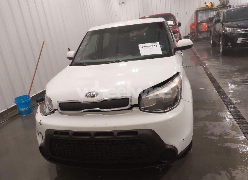 Photo 12 of 2014 Kia Soul N/A (VIN KNDJN2A29E7063467)