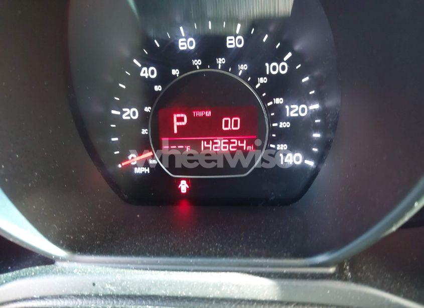 Photo 7 of 2014 Kia Soul (VIN KNDJN2A29E7072816)