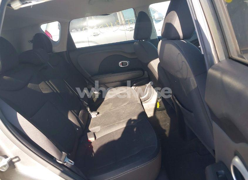 Photo 8 of 2014 Kia Soul (VIN KNDJN2A29E7072816)