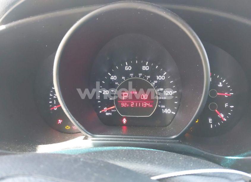 Photo 7 of 2015 Kia Soul (VIN KNDJN2A29F7168592)