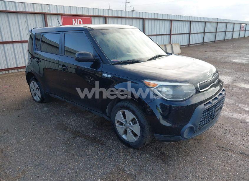 2015 Kia Soul (VIN KNDJN2A29F7205589) main photo