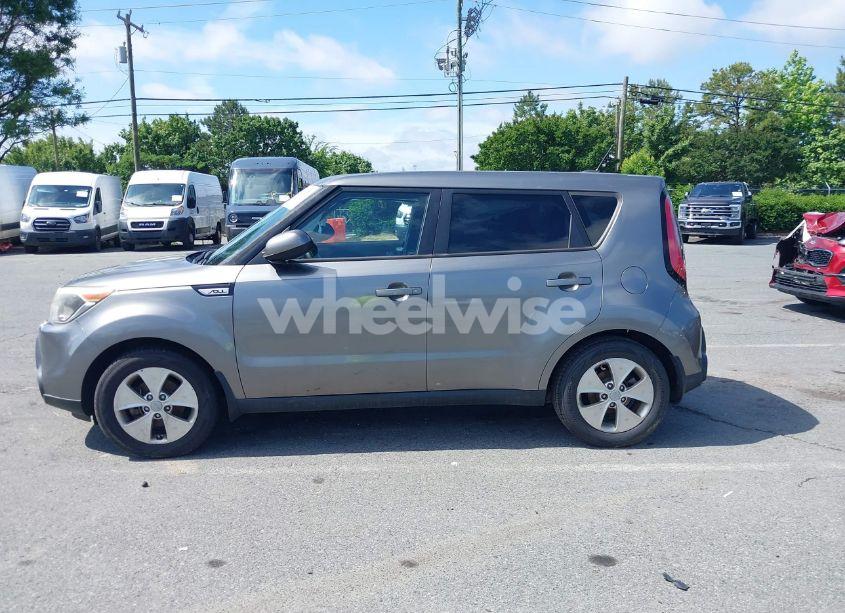 Photo 14 of 2015 Kia Soul (VIN KNDJN2A29F7226703)