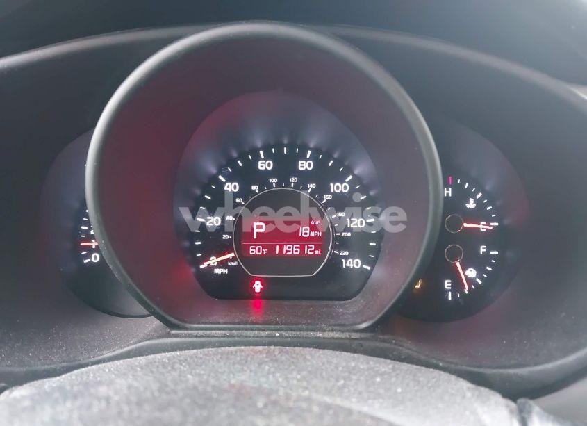 Photo 7 of 2015 Kia Soul (VIN KNDJN2A29F7763328)