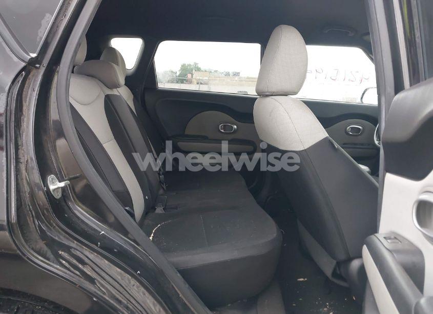 Photo 8 of 2015 Kia Soul (VIN KNDJN2A29F7763328)