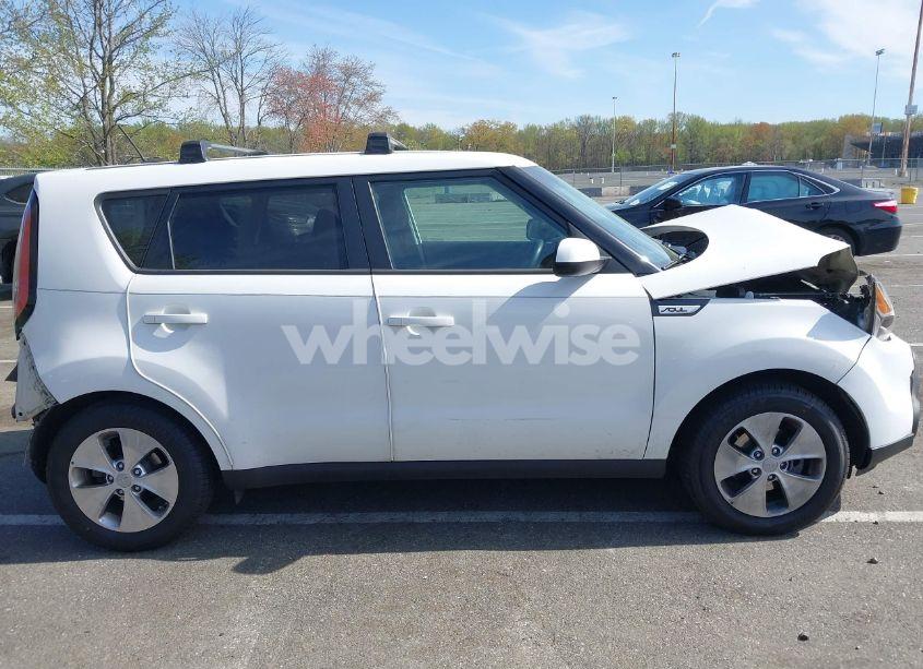 Photo 13 of 2016 Kia Soul (VIN KNDJN2A29G7256799)