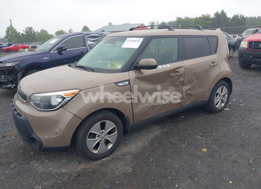 Photo 6 of 2016 Kia Soul (VIN KNDJN2A29G7263803)